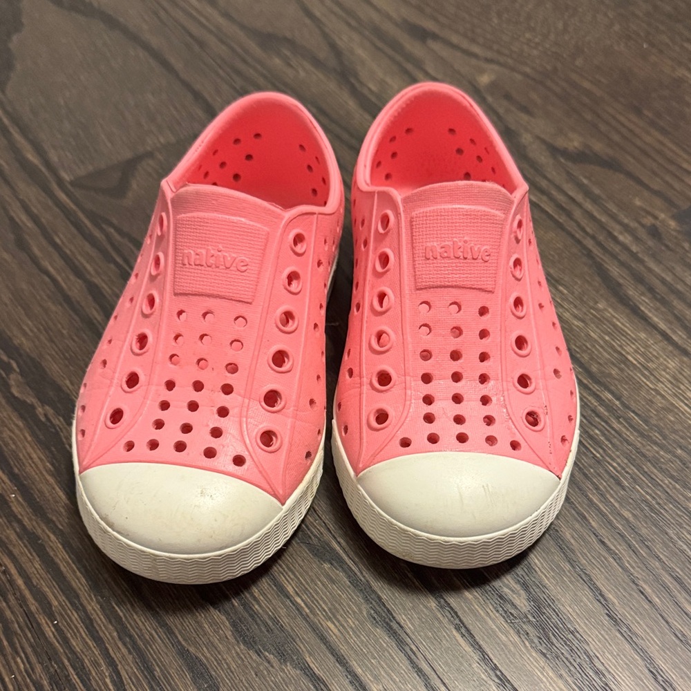 Native c7 Kids Slip-On Water Shoes in Coral Pink with White Toecaps